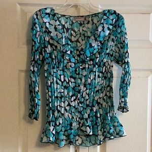 Gorgeous button down and tie back top